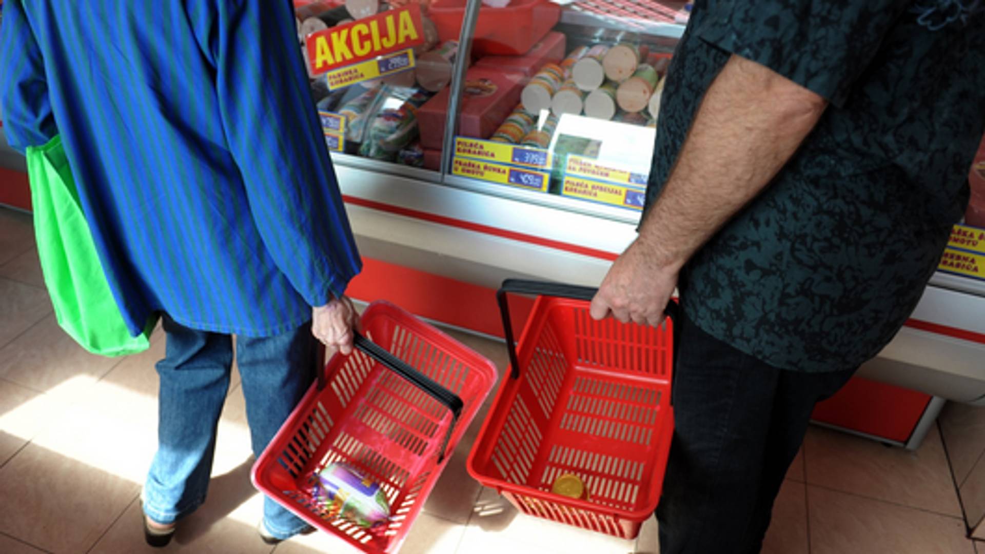 Pesma o parizeru samo u Srbiji može da bude više tužna nego smešna