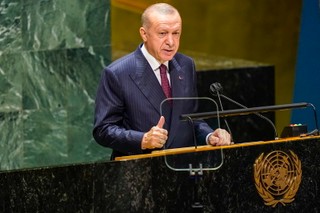 Erdogan w ONZ: Świat musi znaleźć sposób rozwiązania problemu uchodźców