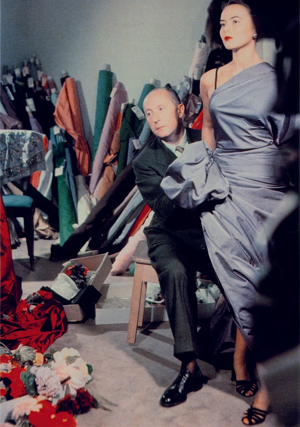 Zdjęcia dotyczące wystawy Christian Dior designer of dreams 