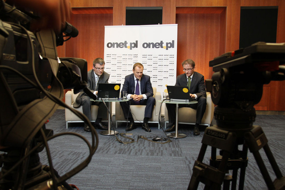 Donald Tusk na czacie w Onet.pl