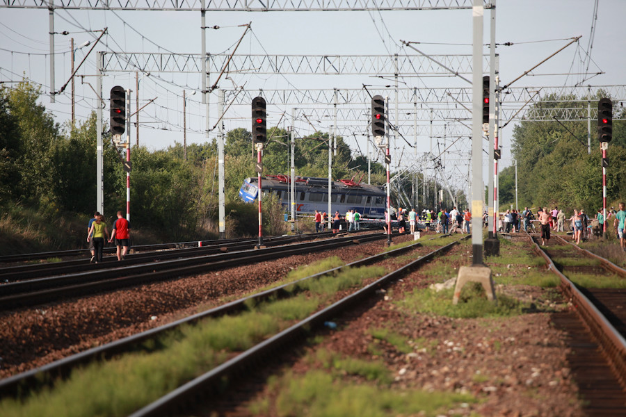 Wykolejenie pociągu w pobliżu miejscowości Baby, Fot. CYNK/ Marcin Drechna