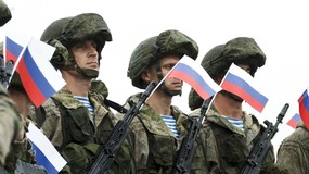 Groźne ruchy wojsk Rosji przy granicy z NATO. Mały kraj drży z obaw