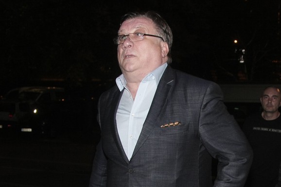 Otvoreno spomen obeležje u čast Halida Bešlića pored Knežak izvora na Romaniji: Tu je i sin Dino, orili se njegovi najveći hitovi