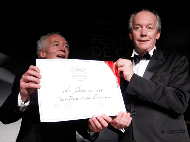 Zdobywcy Grand Prix – bracia Jeana-Pierre'a i Luca Dardenne z Belgii za obraz 'The Kid with the Bike'