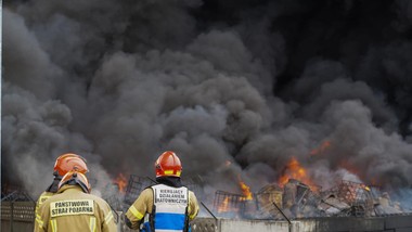 odpady niebezpieczne zostaną usunięte z 9 lokalizacji. ministerstwo pr