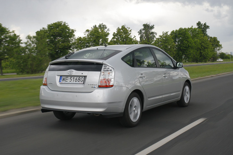 Sprawdzamy używaną Toyotę Prius II