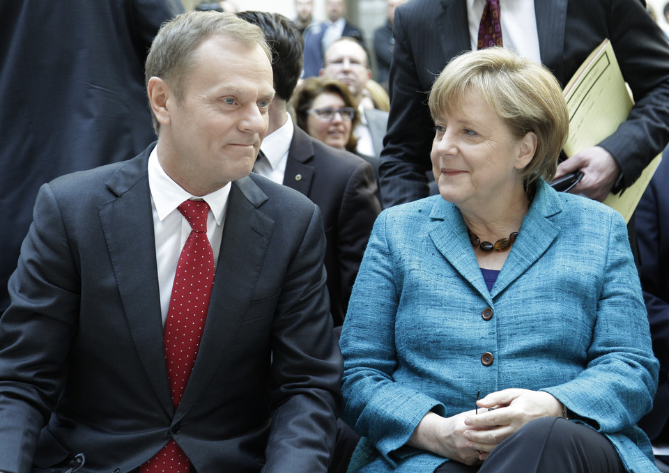 Angela Merkel i Donald Tusk w 2013 r. podczas premiery książki "Angela Merkel - kanclerz i jej świat" 