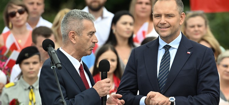 Ten szczegół garderoby Karola Nawrockiego przyciąga uwagę. Kosztowny drobiazg