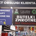 Carrefour pozwala na zwrot butelek bez paragonu. Kaucję oddaje w bonach