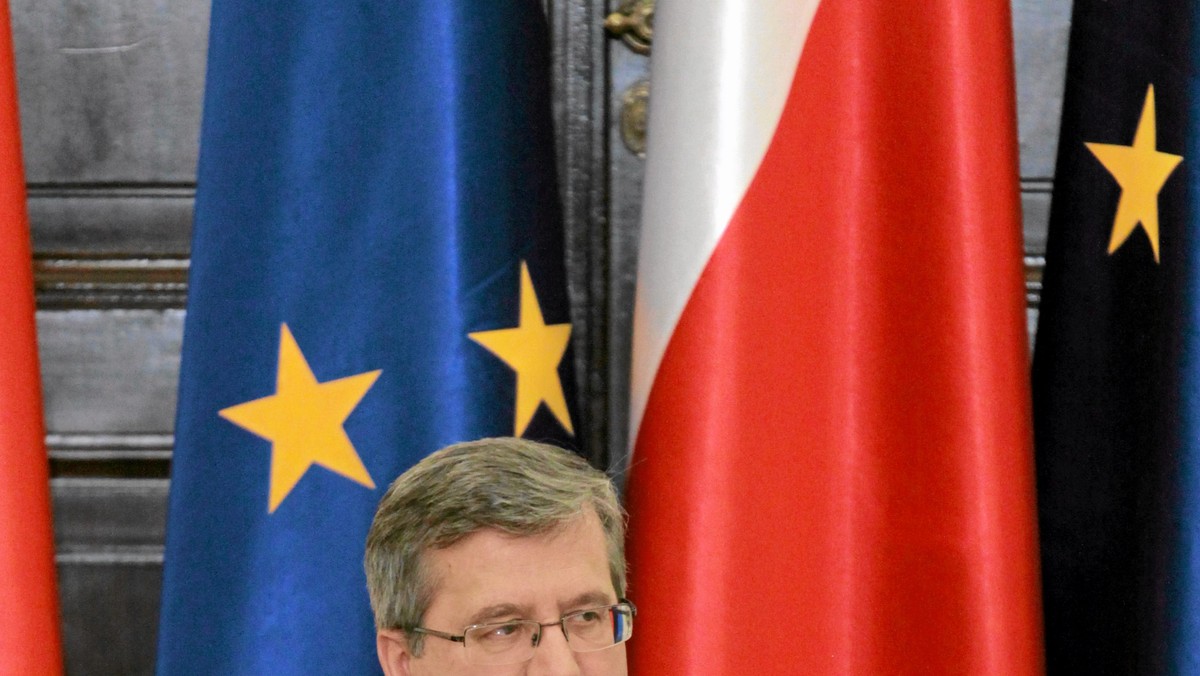 Prezydent Bronisław Komorowski zwrócił się do rzecznika praw obywatelskich o zajęcie stanowiska, czy ratyfikacja umowy ACTA wpłynie czy też nie na ograniczenie praw obywatelskich - poinformowała Kancelaria Prezydenta.