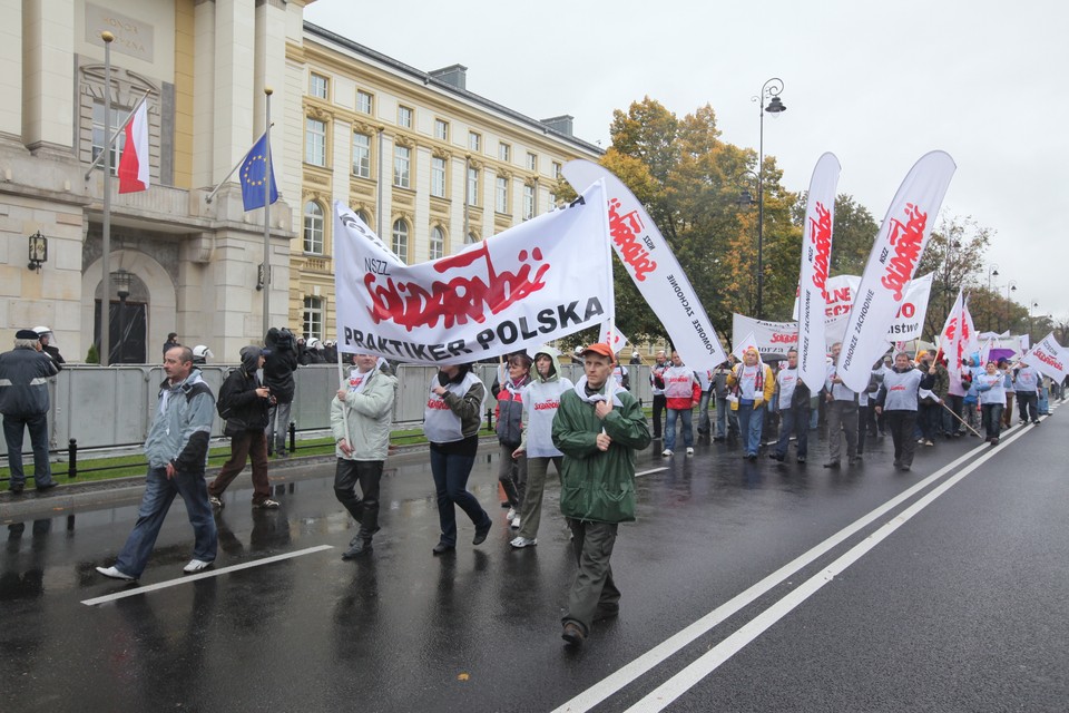 WARSZAWA SOLIDARNOŚĆ PROTEST PRZECIWKO CIĘCIOM BUDŻETOWYM