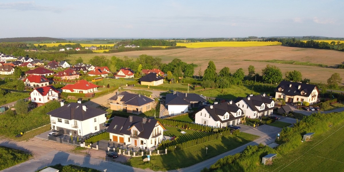 – Jest raczej mało prawdopodobne, że do końca czerwca wszyscy właściciele i zarządcy budynków zarejestrują wykorzystywane w nich źródła ciepła – twierdzi ekspert