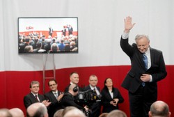 Piecha do Brukseli, a na Śląsku znów wybory. PiS się broni: Nie takie koszty...