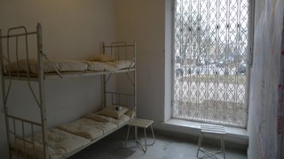 Świat zza więziennych krat. Wystawa „Widzenia” w warszawskiej Stacji Muranów