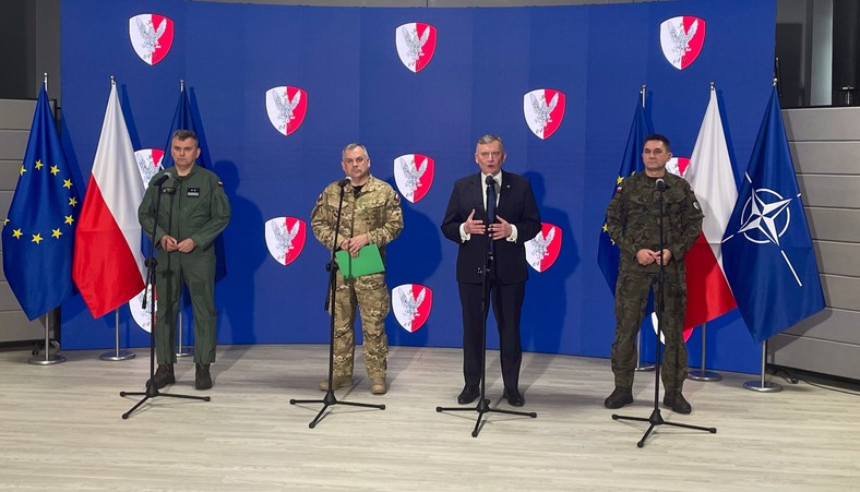 Piątkowy briefing prasowy MON