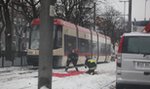 Nie żyje młoda kobieta! Potrącił ją tramwaj! 