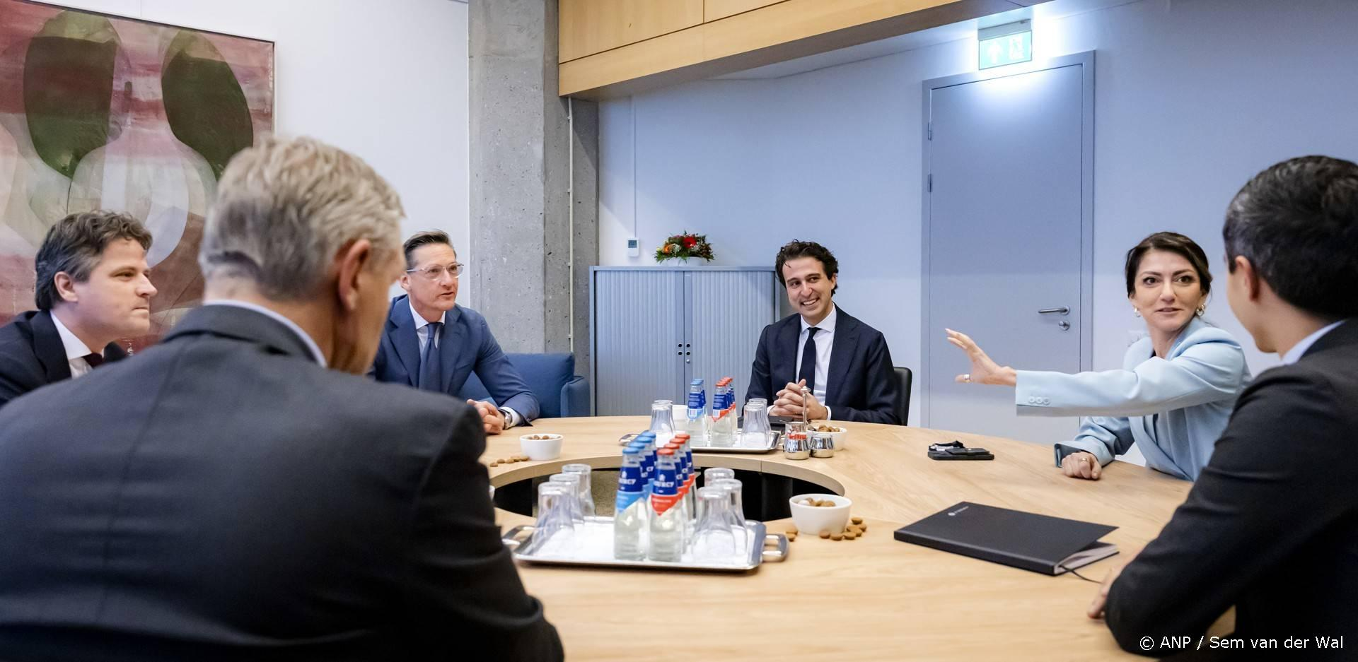 Klaver: Minderheidskabinet 'cruciale fout' - partijleiders zoeken uitweg