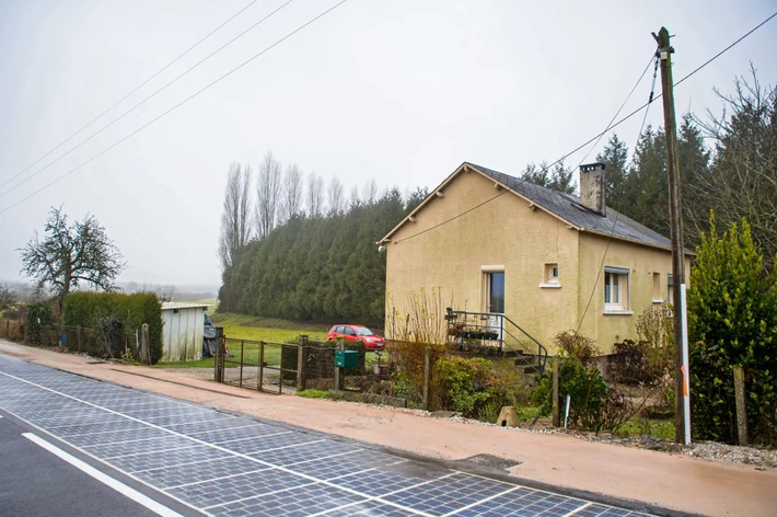 Launch of the first world's solar road in France