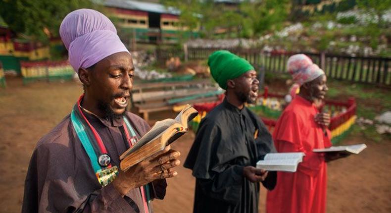 7 strange religions around the world/Rastafarians (Pinterest)