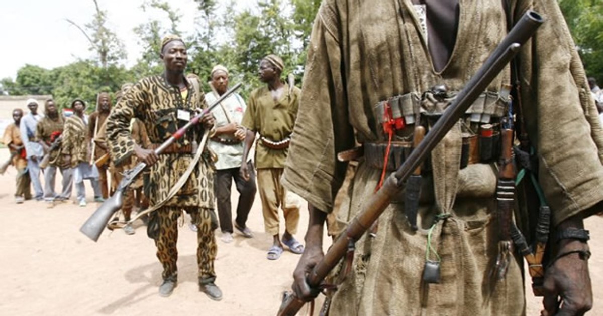 Osun hunters arrest herbalist for breaking into cemetery to steal body parts - Vimarsana News