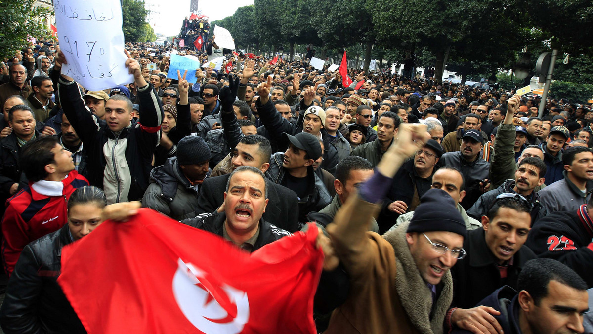 234 osoby zginęły, a 510 zostało rannych w Tunezji od początku masowych protestów, które doprowadziły do obalenia prezydenta Ben Alego - podało źródło zbliżone do rządu.