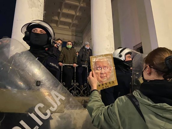 Warszawa. Protesty w sprawie zaostrzenia prawa aborcyjnego