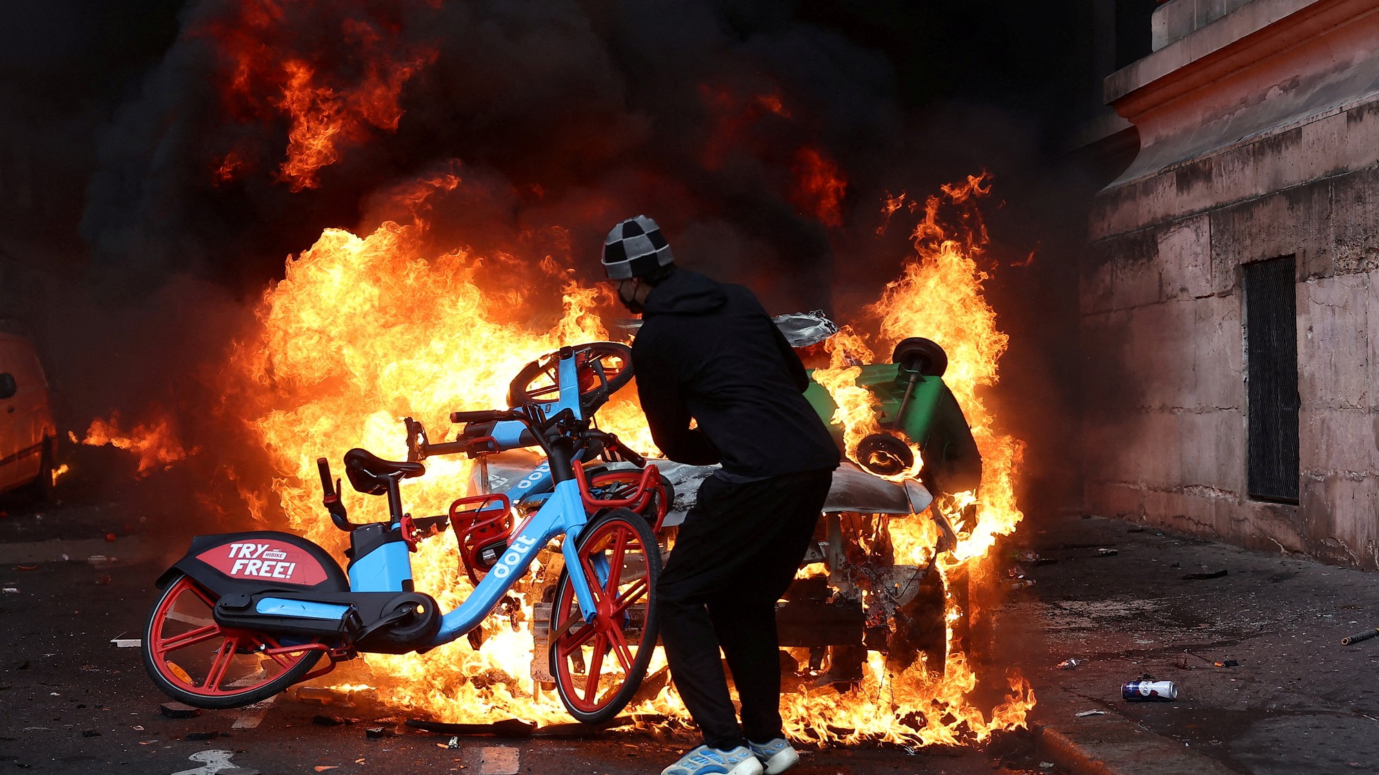 Protesty vo Francúzsku