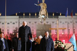 Jarosław Kaczyński miesięcznica