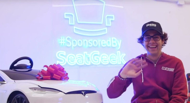 SeatGeek's behind the scenes, video with David Dobrik at his NYC pop-up shop.