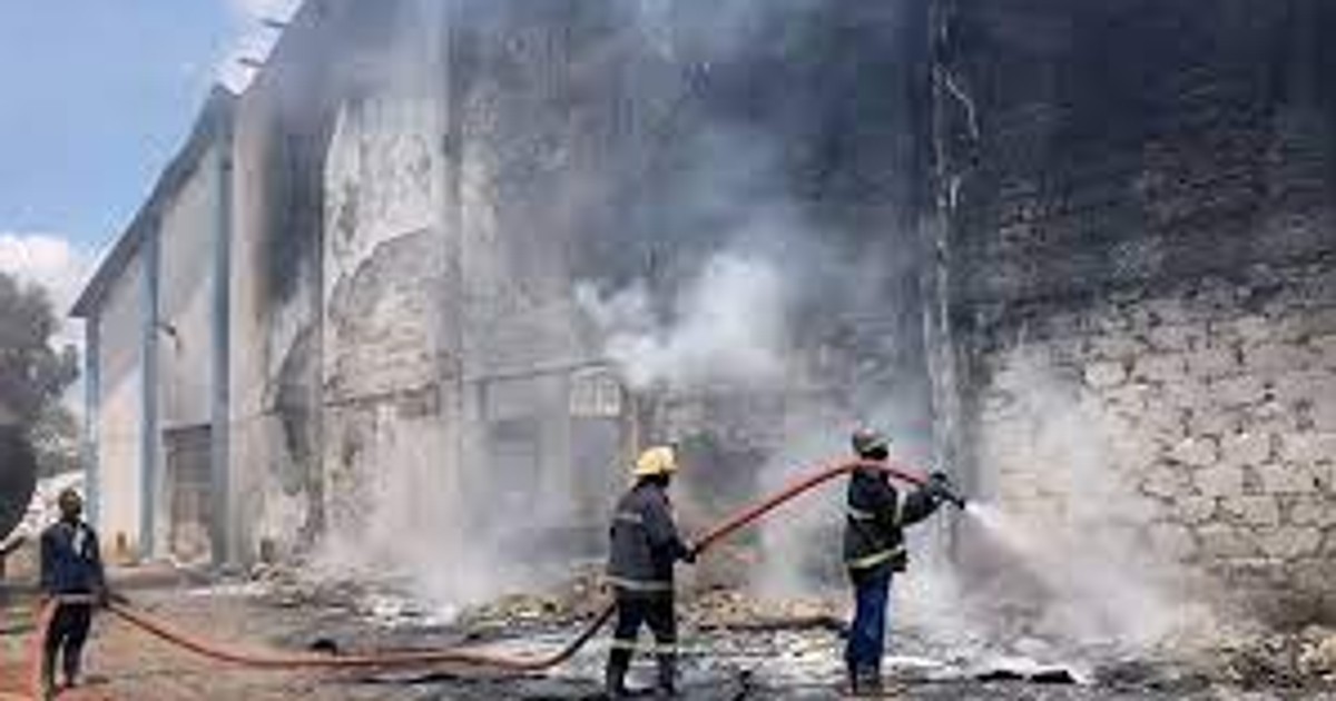 Gas explosion at Kumasi Shoe Factory leaves 3 injured, two cars burnt