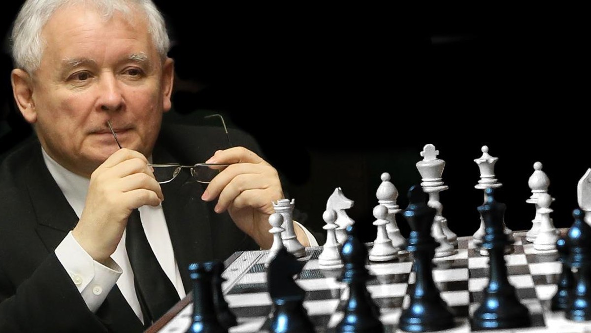 Jarosław Kaczyński i wielka szachownica 