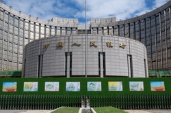 Gigantyczny zastrzyk finansowy dla chińskich banków. Mają udzielać więcej kredytów i ratować gospodarkę