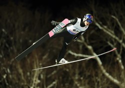 PŚ w skokach. Prevc wygrał w Sapporo. Nieudany konkurs Tomasiaka