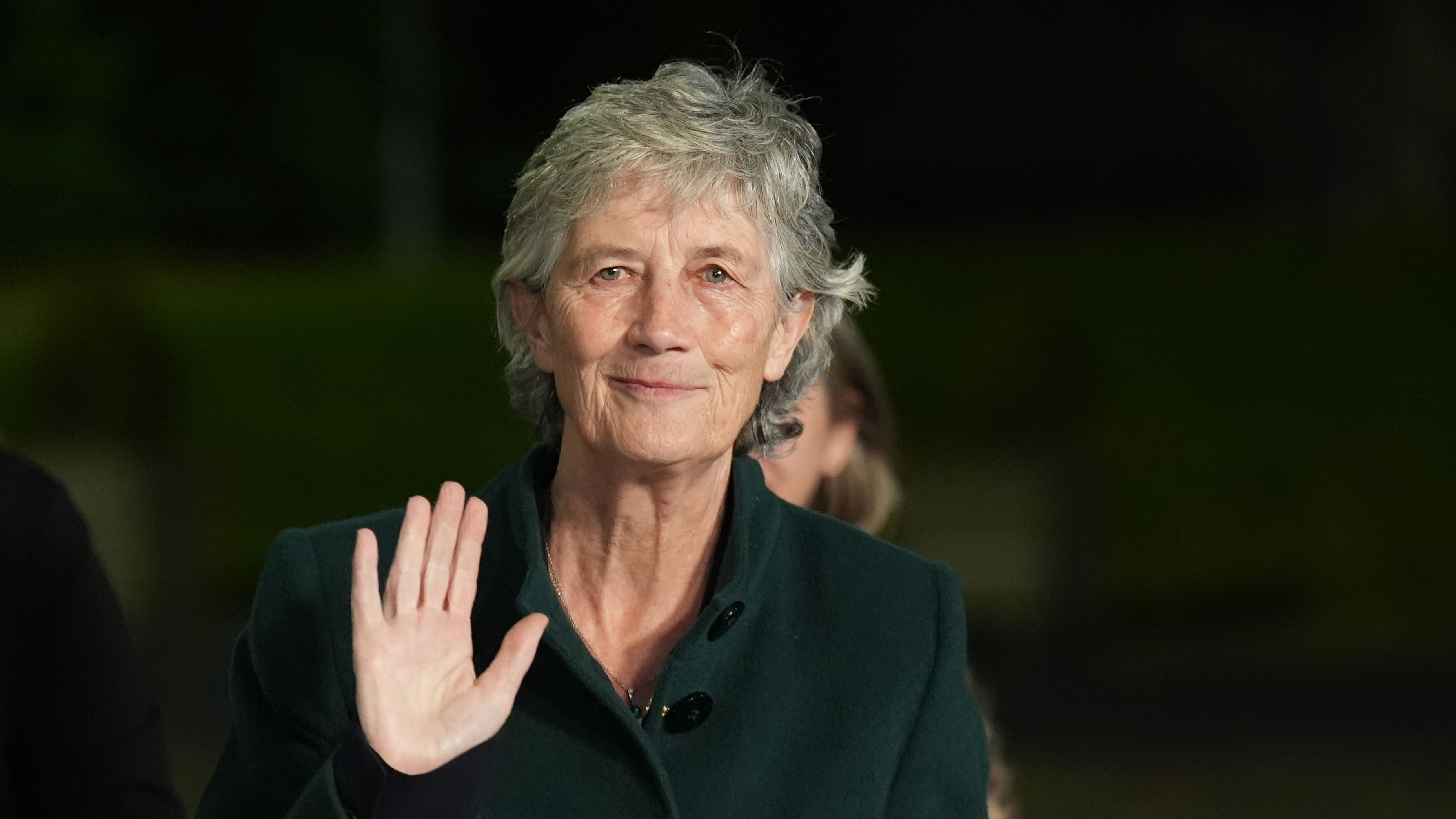 Catherine Connolly sworn in as Irish president with language pledge