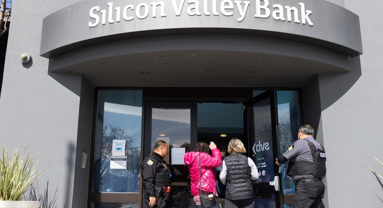 SVB crisis: Some tech VCs are now backing the bank again.Benjamin Fanjoy/Associated Press