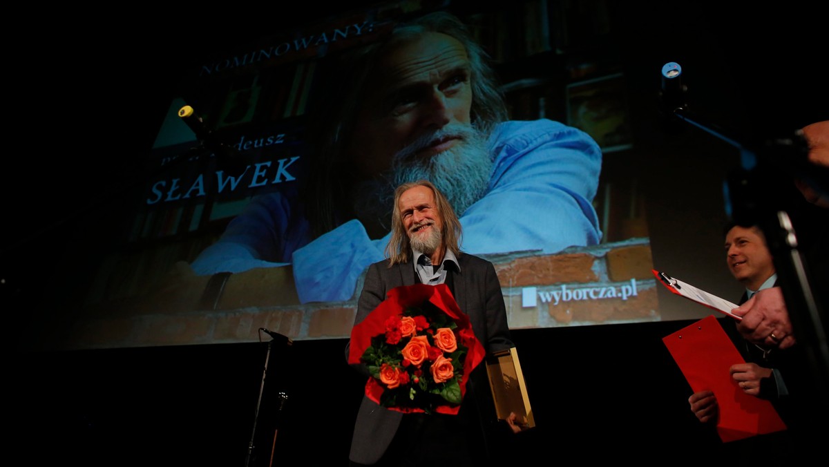 Poeta, prozaik, eseista i tłumacz prof. Tadeusz Sławek został laureatem tegorocznej Nagrody im. Adama Mickiewicza. Wraz z Nagrodą – Stypendium im. Stanisława Barańczaka stanowi ona Poznańską Nagrodę Literacką.