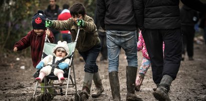 Rząd się poddał. Przyjmie uchodźców