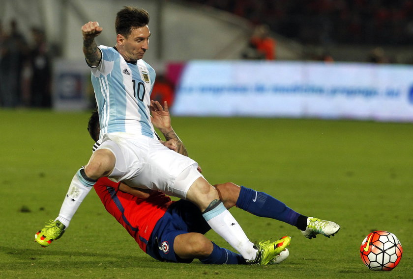 Lionel Messi i jego ojciec Jorge pozywają redakcje z całego świata