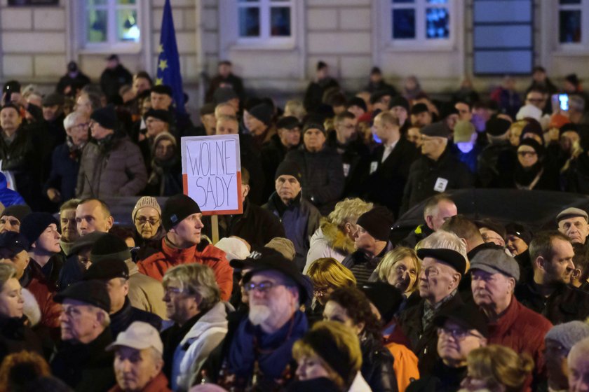 Protesty w obronie sędziów w całej Polsce