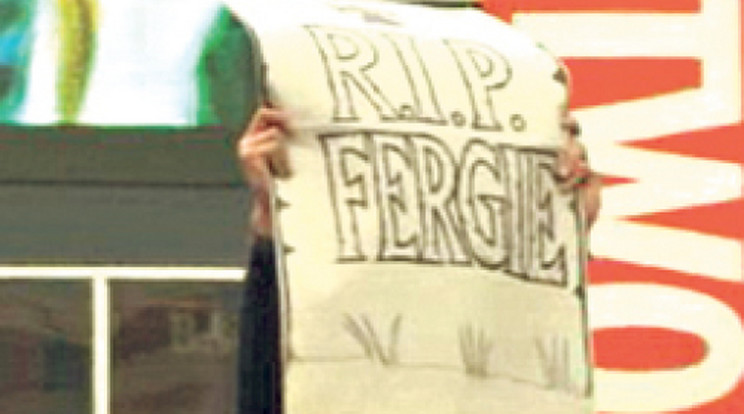 Carlos Tévez Ferguson halálát kívánja