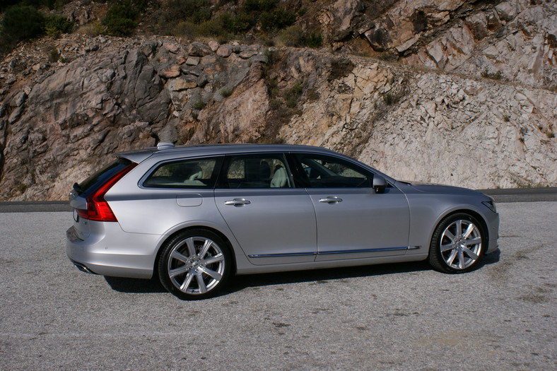 Volvo V90