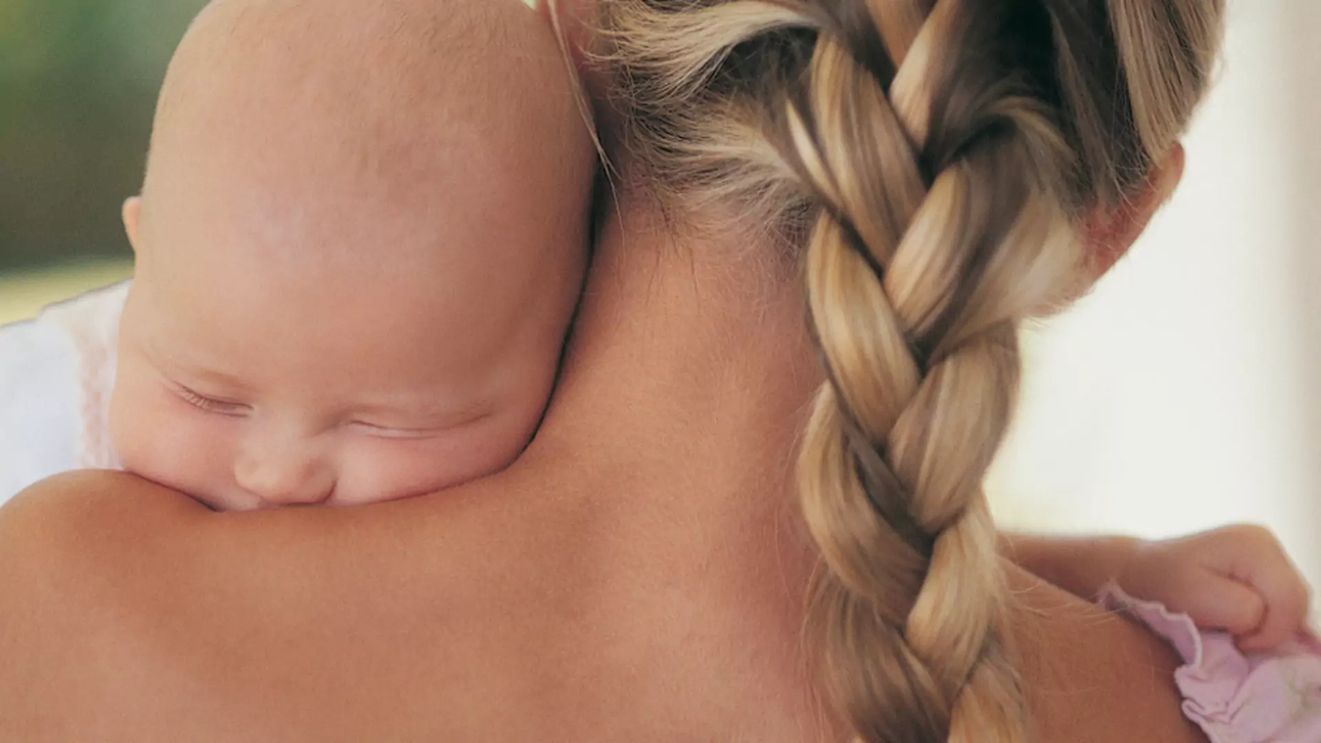 Roczny urlop macierzyński – co warto o nim wiedzieć