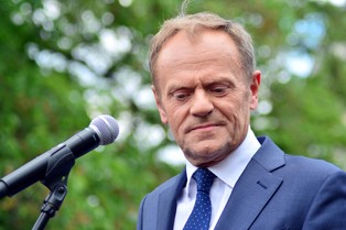 Tusk: PiS nie może jednoznacznie zadeklarować wyjścia z Unii, bo poparcie dla UE jest bardzo wysokie
