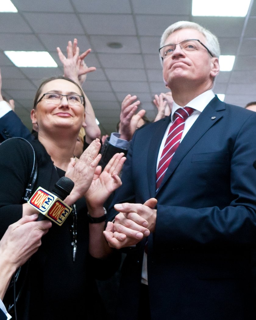 Prezydent Jaśkowiak będzie jeździł do pracy rowerem lub autobusem