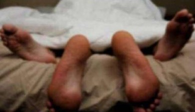 Married man leaks video of friend's daughter he slept with (Graphic Video)