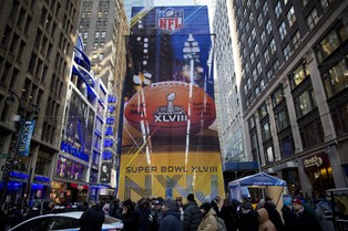 Super Bowl: emisja 30-sekundowego spotu reklamowego za 4,5 mln dol.