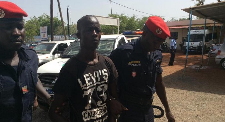 Baye Modou Fall alias «Boy Djinné » a été condamné à six (6) mois de prison par le Tribunal de Dakar suite à son évasion de la prison du Camp pénal de Liberté 6, le 30 mai 2021.