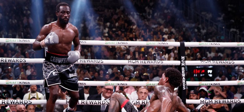 Crawford królem wagi półśredniej. Spence Jr. trzy razy leżał na deskach [FOTO]