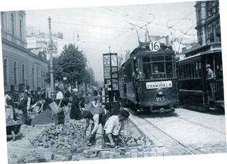 <p>Przebudowa ul. Marszałkowskiej, 1927 r.</p>