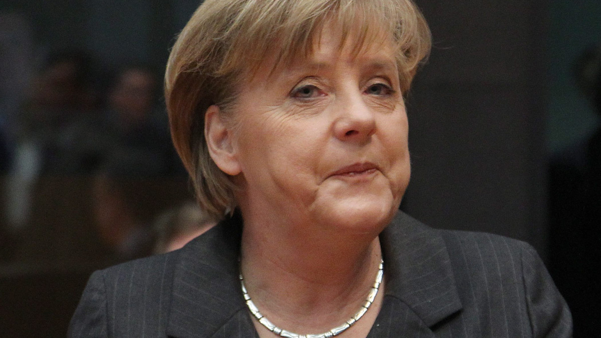 Niemiecka kanclerz Angela Merkel powiedziała w piątek w Berlinie, że podziela radość mieszkańców Egiptu po ogłoszeniu rezygnacji przez prezydenta tego kraju Hosni Mubaraka. "To dzień wielkiej radości. Jesteśmy świadkami historycznej zmiany" - oświadczyła.
